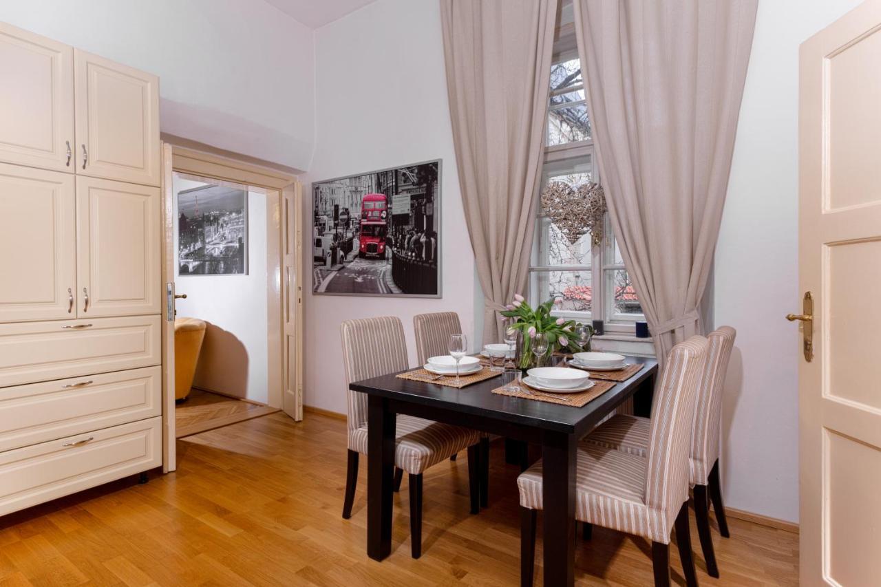 Classy Apartments Charles Bridge Praha Eksteriør bilde